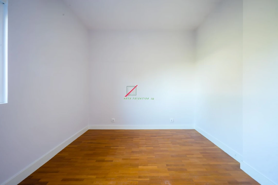 Apartamento T4 para Venda em Cascais e Estoril Foto 87