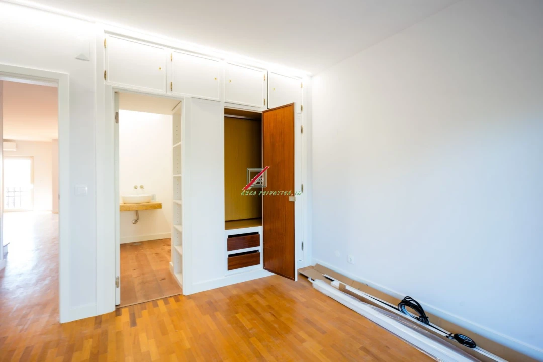 Apartamento T4 para Venda em Cascais e Estoril Foto 62
