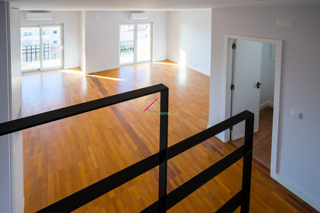 Apartamento T4 para Venda em Cascais e Estoril Foto 67