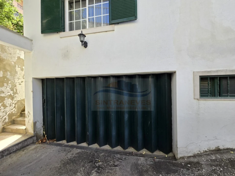 Moradia T4 para Venda em Pontinha e Famões Foto 39