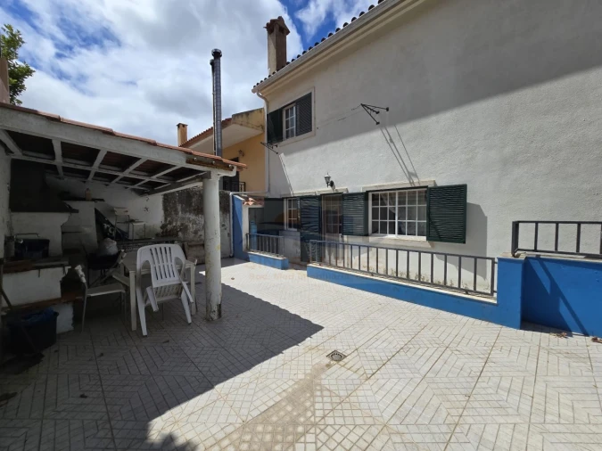 Moradia T4 para Venda em Pontinha e Famões Foto 38