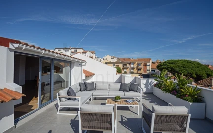 Apartamento T3 para Venda em Carcavelos e Parede