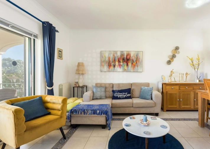 Apartamento T2 para Venda em Estômbar e Parchal Foto 6