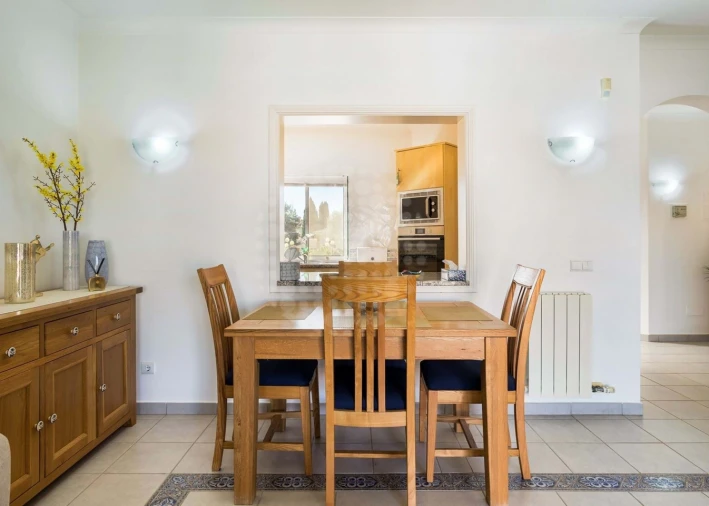 Apartamento T2 para Venda em Estômbar e Parchal Foto 8