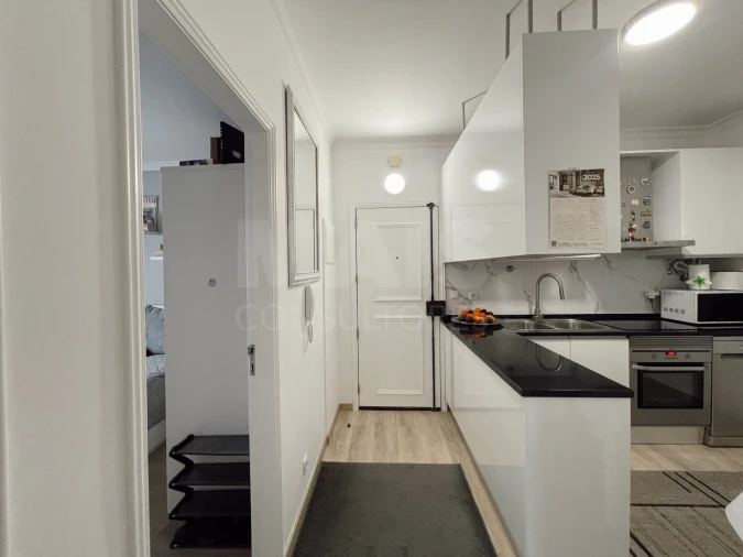 Apartamento T2 para Venda em Quinta do Conde Foto 3