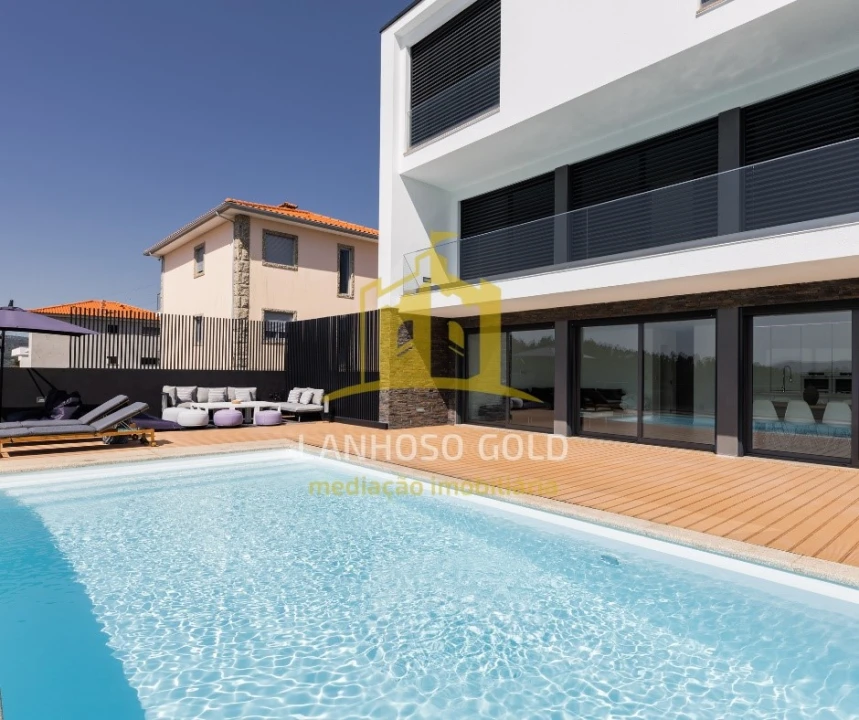 Moradia T3 para Venda em Rendufinho Foto 28