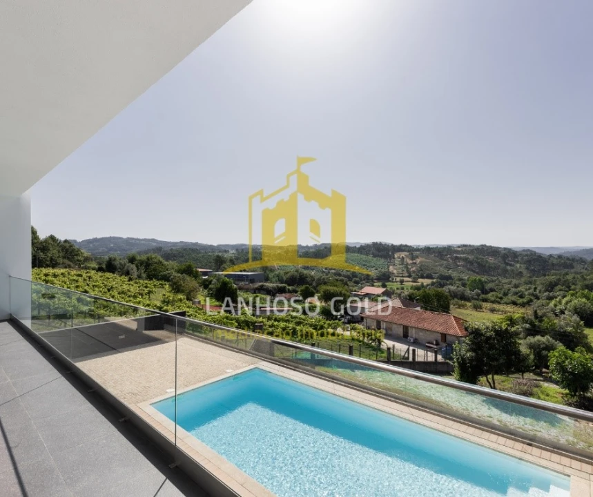 Moradia T3 para Venda em Rendufinho Foto 34