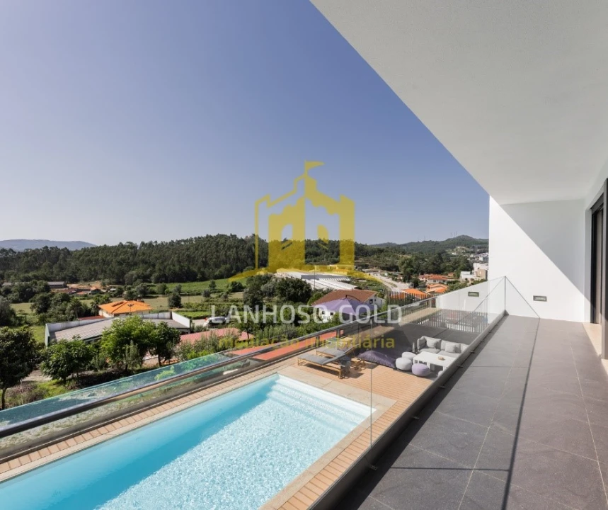 Moradia T3 para Venda em Rendufinho Foto 35