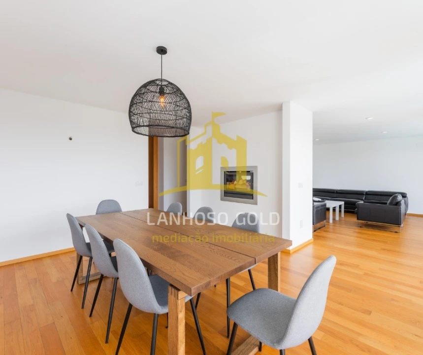 Moradia T3 para Venda em Rendufinho Foto 31