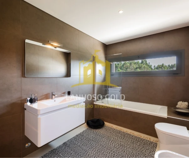 Moradia T3 para Venda em Rendufinho Foto 20