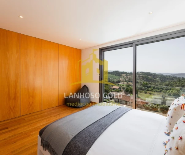 Moradia T3 para Venda em Rendufinho Foto 12