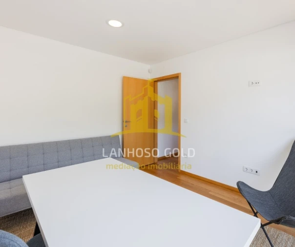 Moradia T3 para Venda em Rendufinho Foto 16