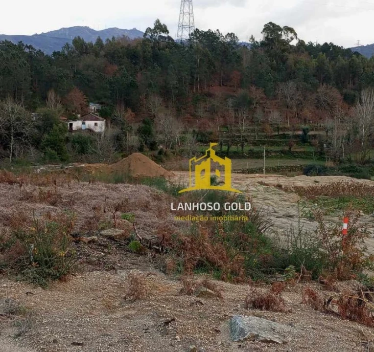 Terreno para Venda em Águas Santas e Moure Foto 6