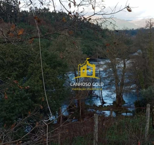 Terreno para Venda em Águas Santas e Moure Foto 2
