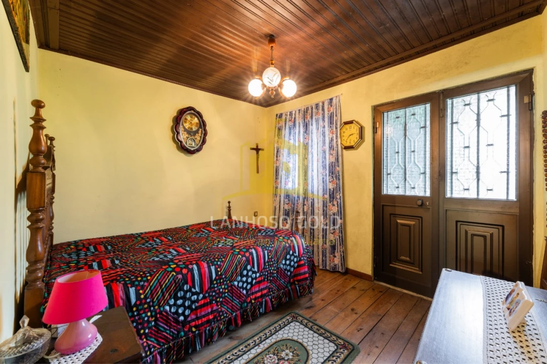 Moradia T5 para Venda em Guilhofrei Foto 15