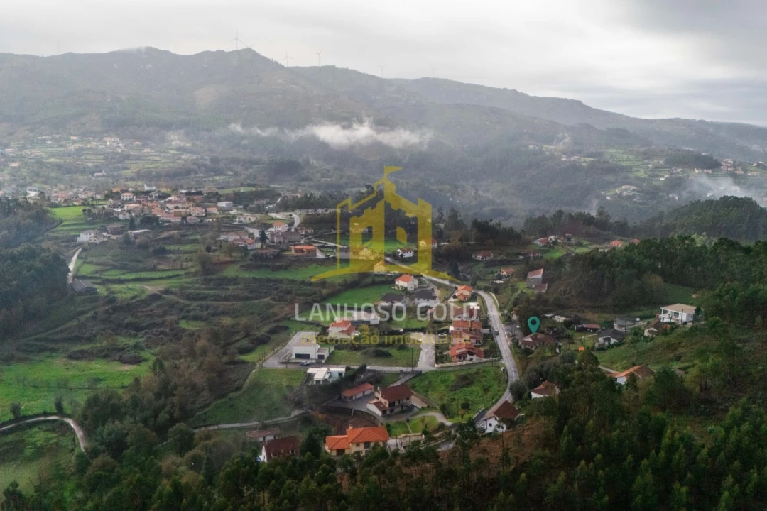 Moradia T5 para Venda em Guilhofrei Foto 26