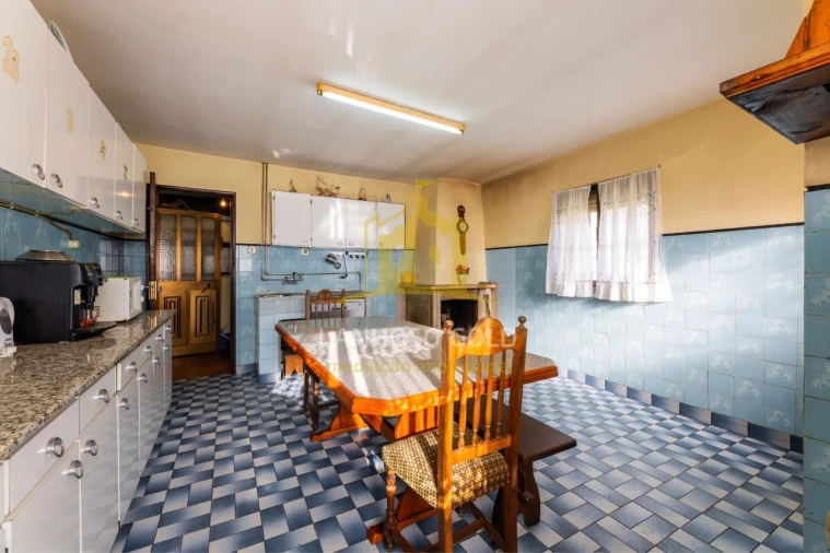 Moradia T5 para Venda em Guilhofrei Foto 10