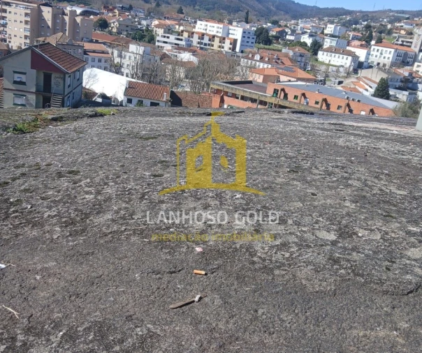 Terreno para Venda em Povoa de Lanhoso (N. Senhora do Amparo) Foto 3