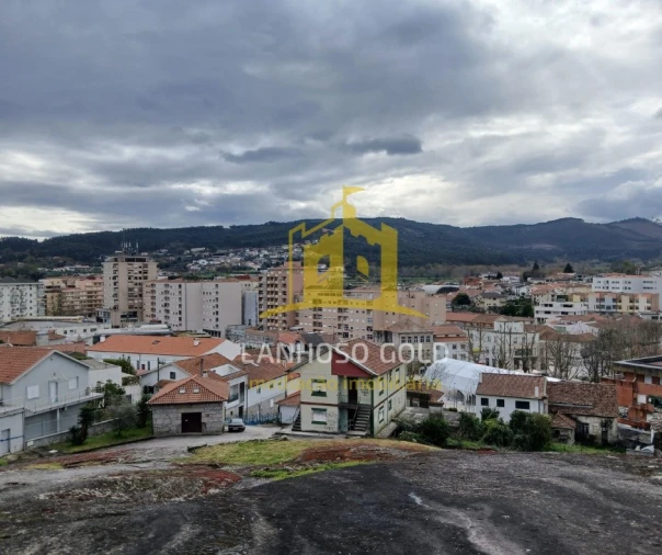Terreno para Venda em Povoa de Lanhoso (N. Senhora do Amparo) Foto 2