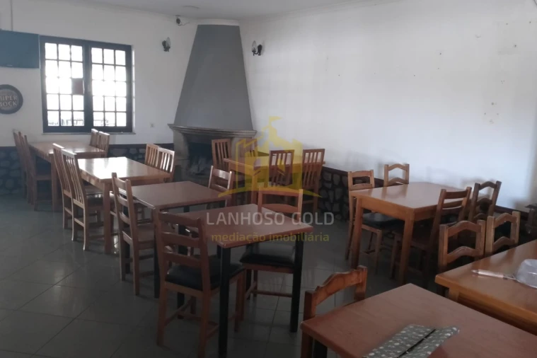 Negócio para Venda em Arcozelo Foto 3