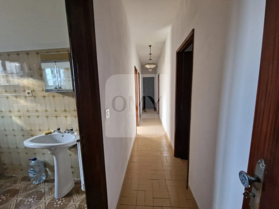 Moradia T2 para Venda em Parada de Cunhos Foto 10