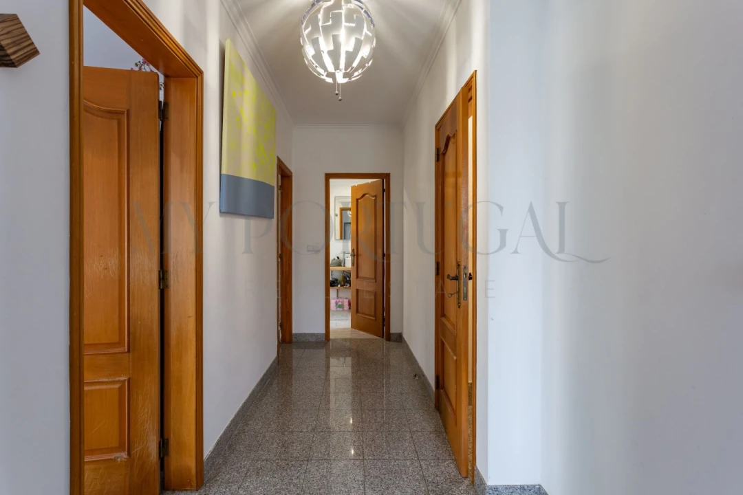 Moradia T4 para Venda em Santo Isidoro Foto 39