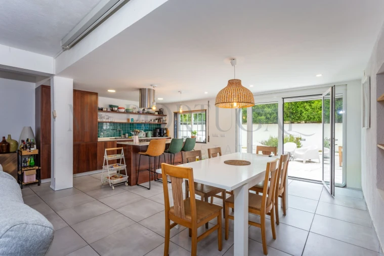 Moradia T4 para Venda em Santo Isidoro Foto 9