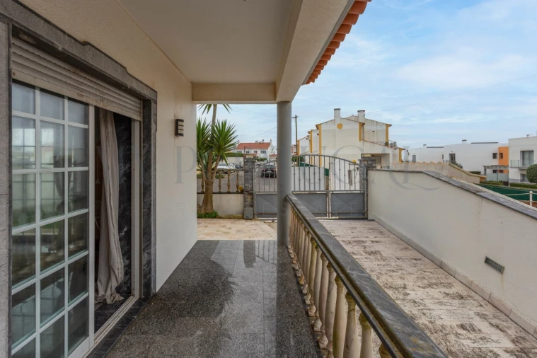 Moradia T4 para Venda em Santo Isidoro Foto 40