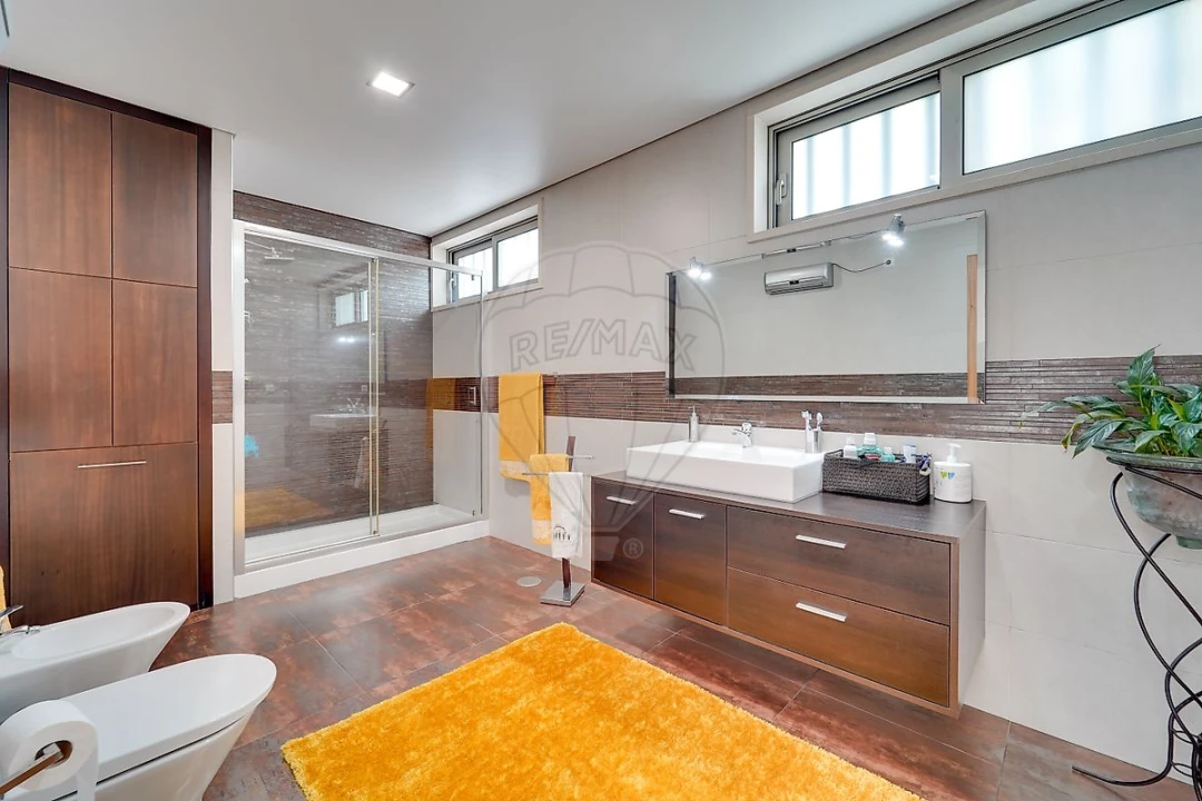 Moradia T3 para Venda em São Lourenço do Bairro Foto 24