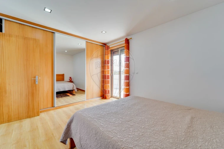 Moradia T3 para Venda em São Lourenço do Bairro Foto 17