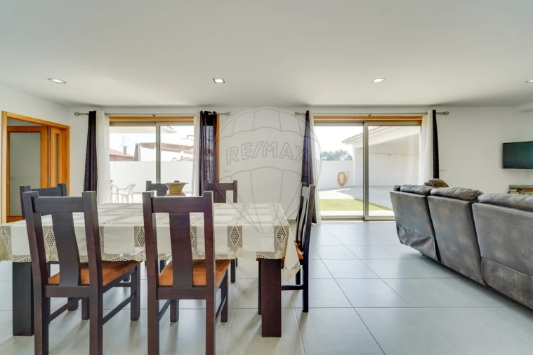 Moradia T3 para Venda em São Lourenço do Bairro Foto 36