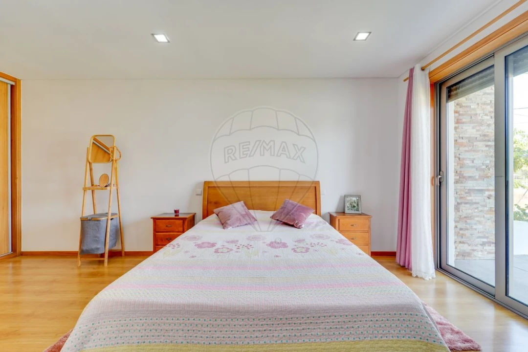 Moradia T3 para Venda em São Lourenço do Bairro Foto 11