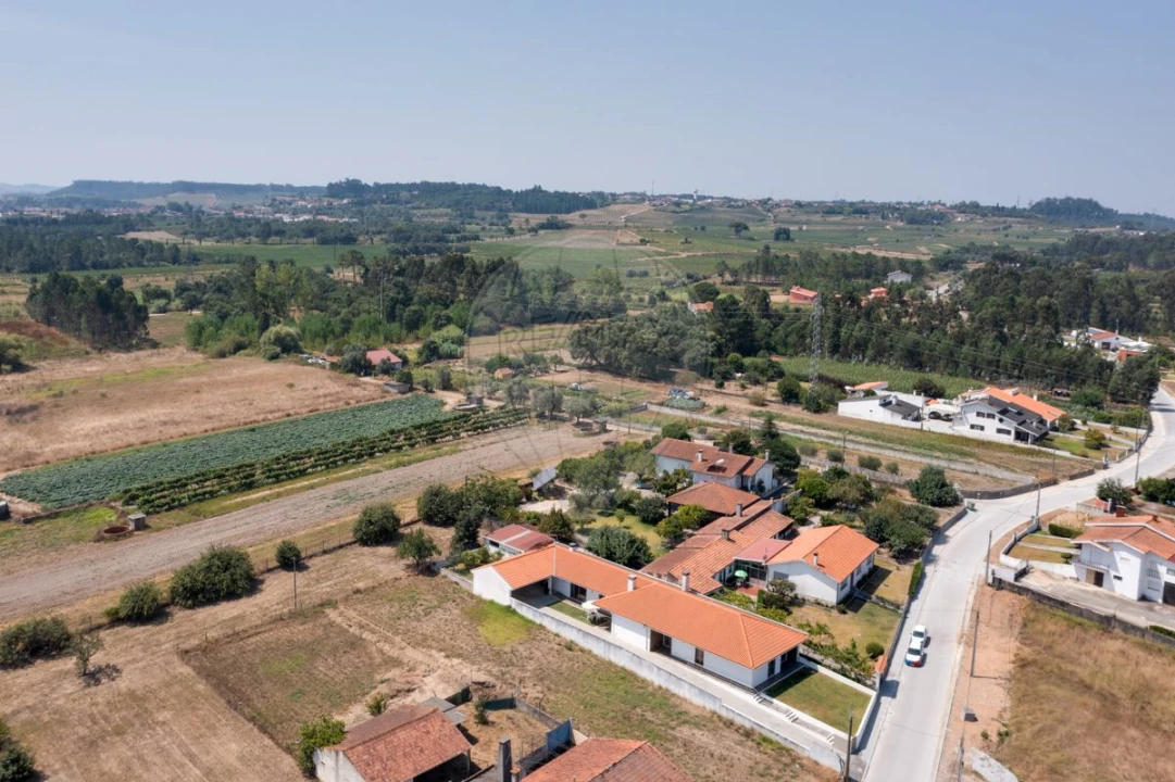 Moradia T3 para Venda em São Lourenço do Bairro Foto 46