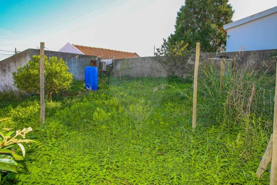 Moradia T3 para Venda em Vale do Paraiso Foto 36