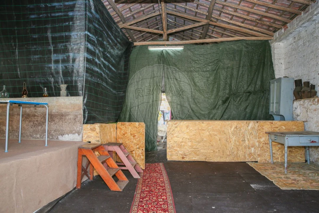 Moradia T3 para Venda em Vale do Paraiso Foto 49