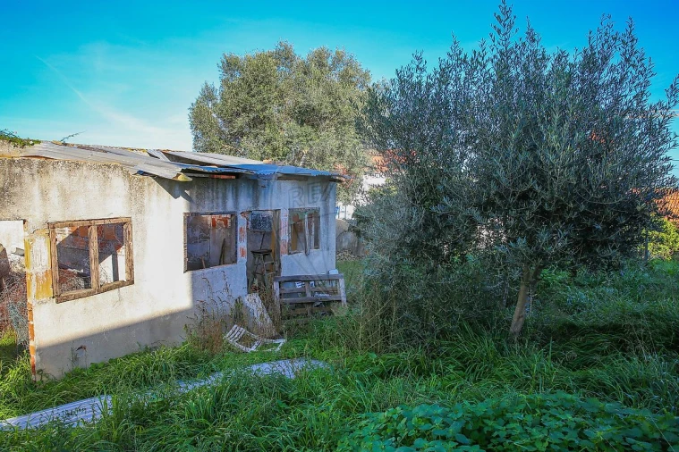 Moradia T3 para Venda em Vale do Paraiso Foto 47