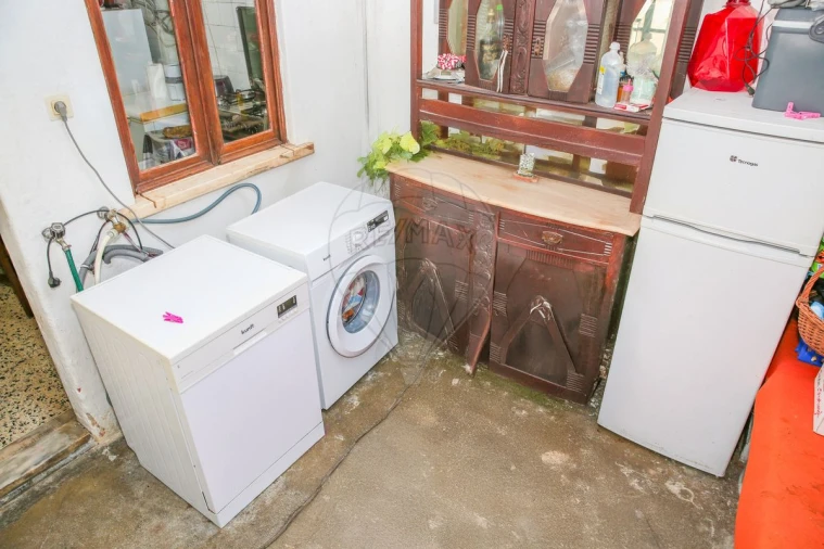 Moradia T3 para Venda em Vale do Paraiso Foto 32