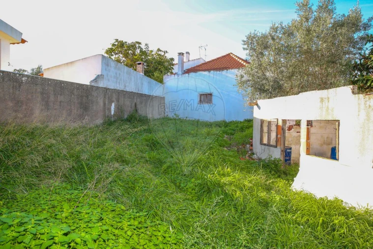 Moradia T3 para Venda em Vale do Paraiso Foto 40