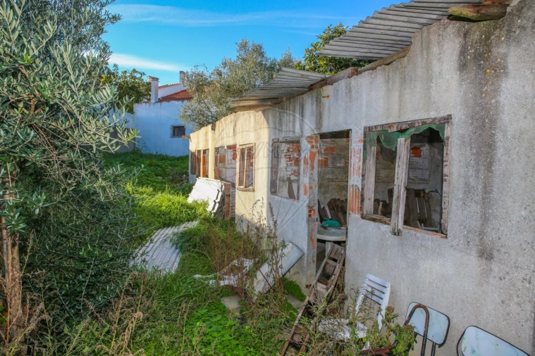 Moradia T3 para Venda em Vale do Paraiso Foto 37