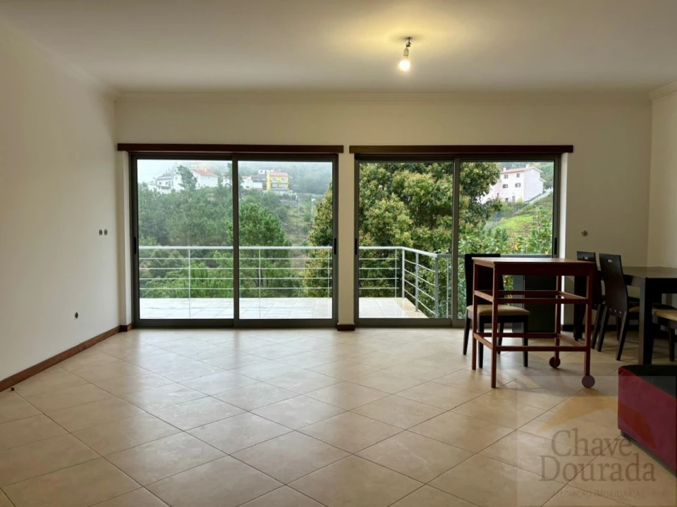 Moradia T4 para Venda em Eiras e São Paulo de Frades Foto 11