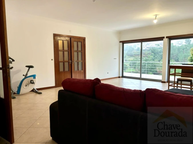 Moradia T4 para Venda em Eiras e São Paulo de Frades Foto 9