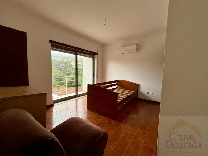 Moradia T4 para Venda em Eiras e São Paulo de Frades Foto 27