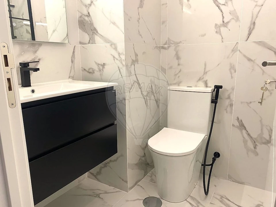 Apartamento T3 para Arrendamento em Santa Marinha e São Pedro da Afurada Foto 14