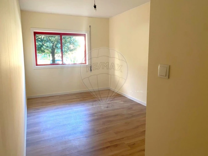 Apartamento T3 para Arrendamento em Santa Marinha e São Pedro da Afurada Foto 8
