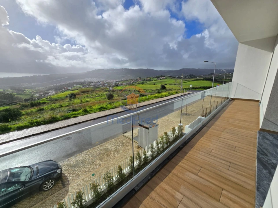 Apartamento T3 para Venda em Pontinha e Famões Foto 31