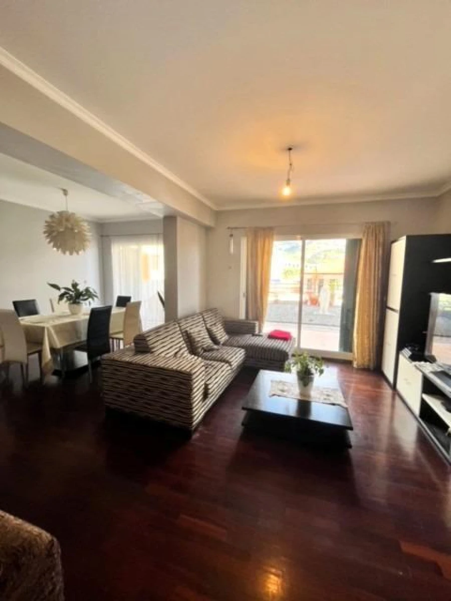Apartamento T3 para Venda em Camara de Lobos Foto 7