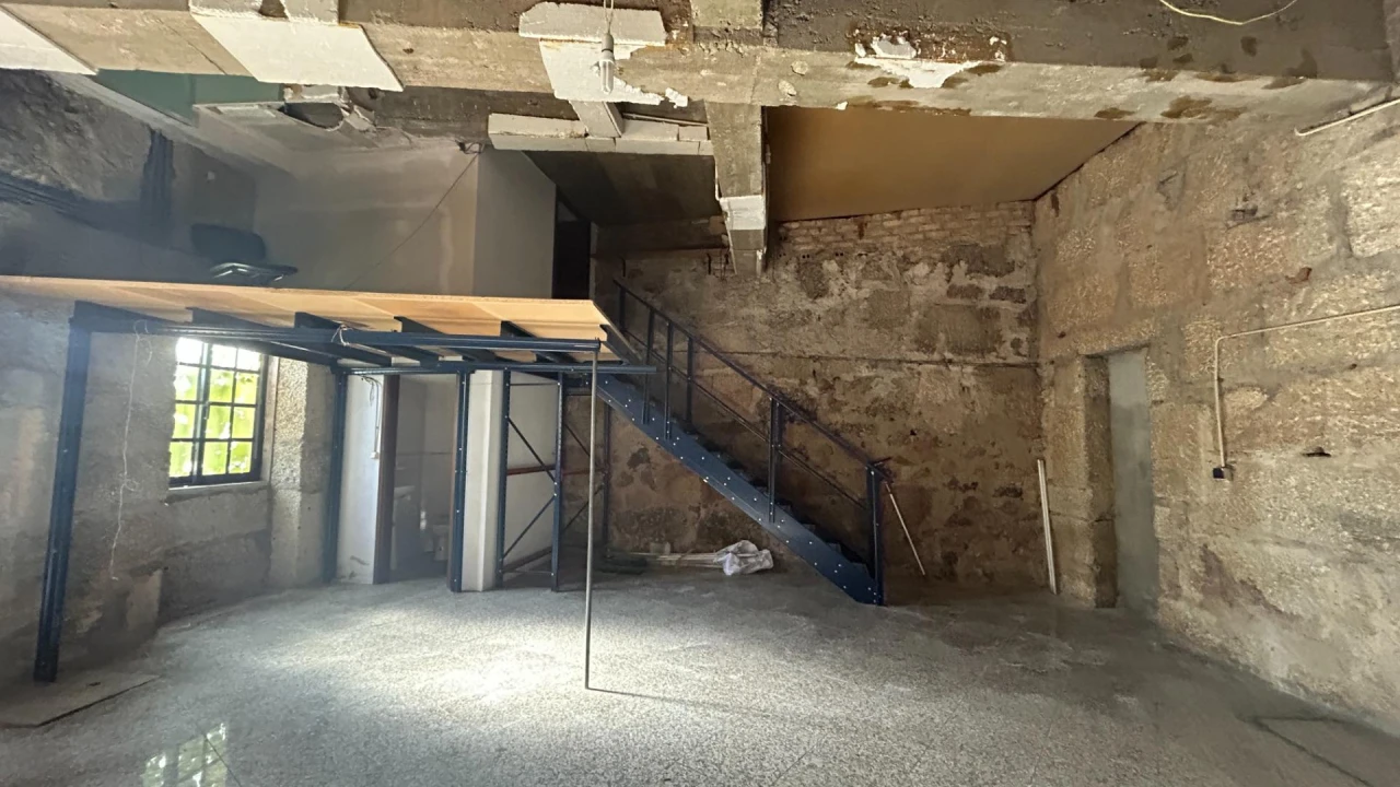 Escritório para Arrendamento em Viseu Foto 9