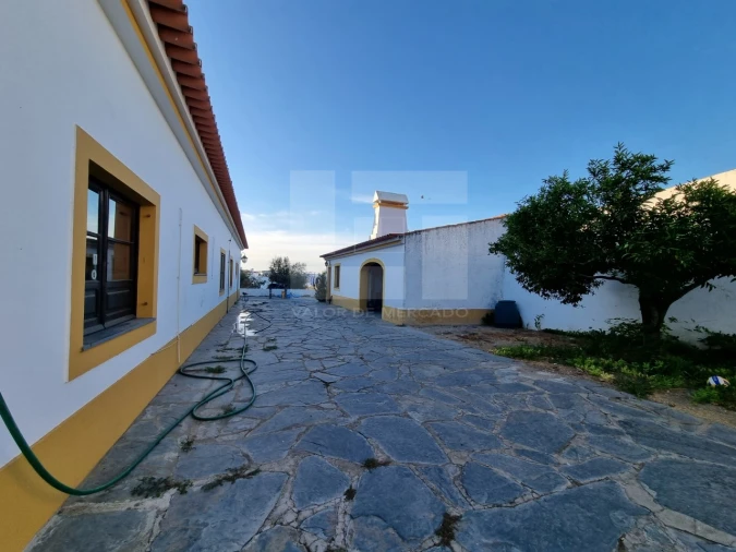 Moradia T4 para Venda em Reguengos de Monsaraz Foto 25