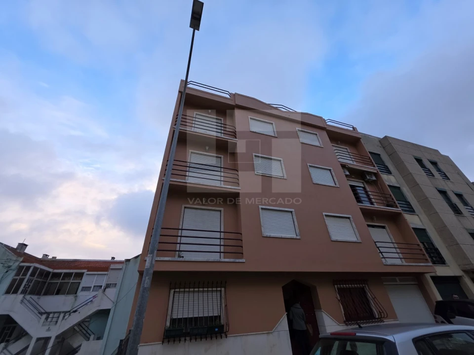 Apartamento T2 para Venda em Encosta do Sol Foto 10