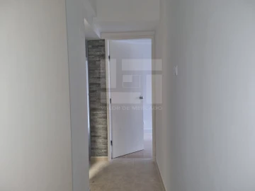 Apartamento T2 para Venda em Campolide